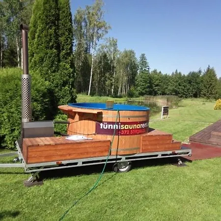 Linnamehe Puhkekeskus Semesterpark *